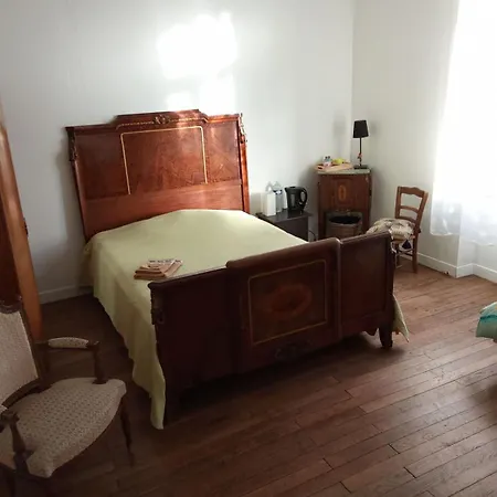 Dans Maison Bourgeoise * Airvault